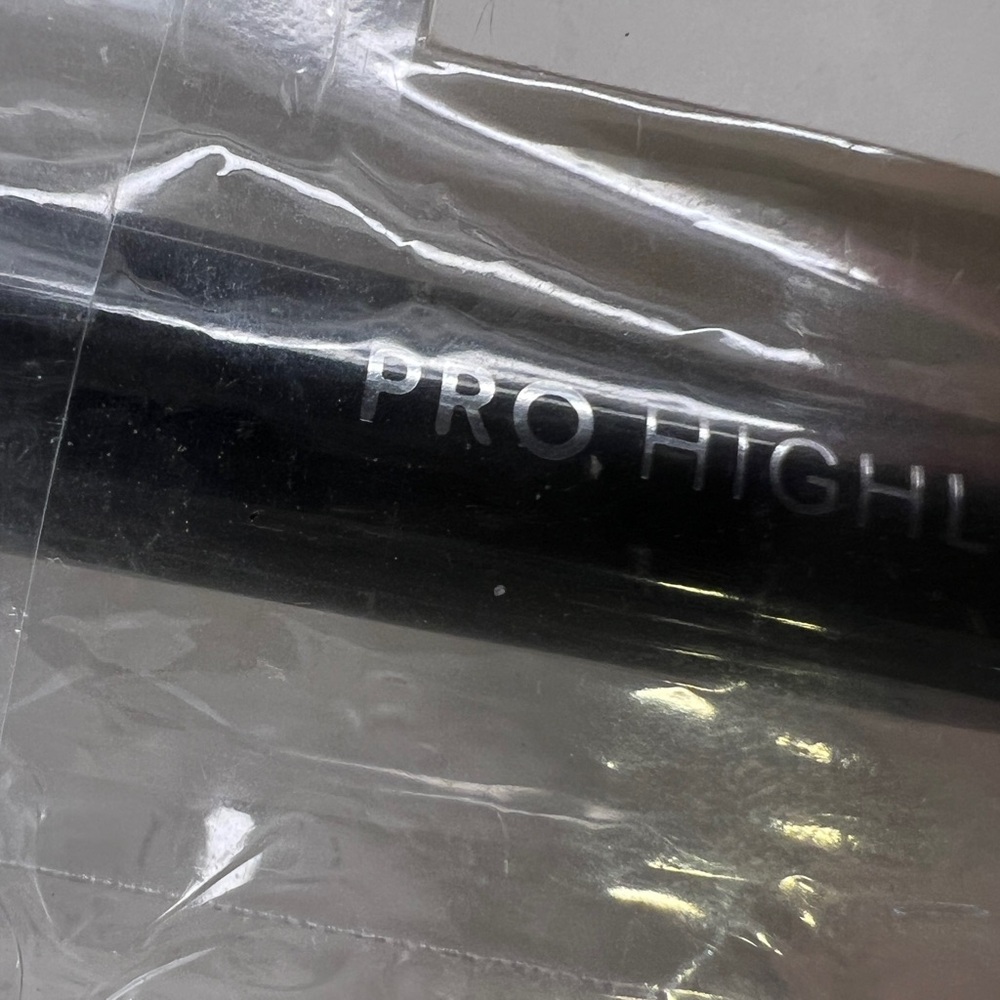 SEPHORA COLLECTION
PRO Highlight Brush #98 Brsnd New $34 MSRP - Picture 7 of 8